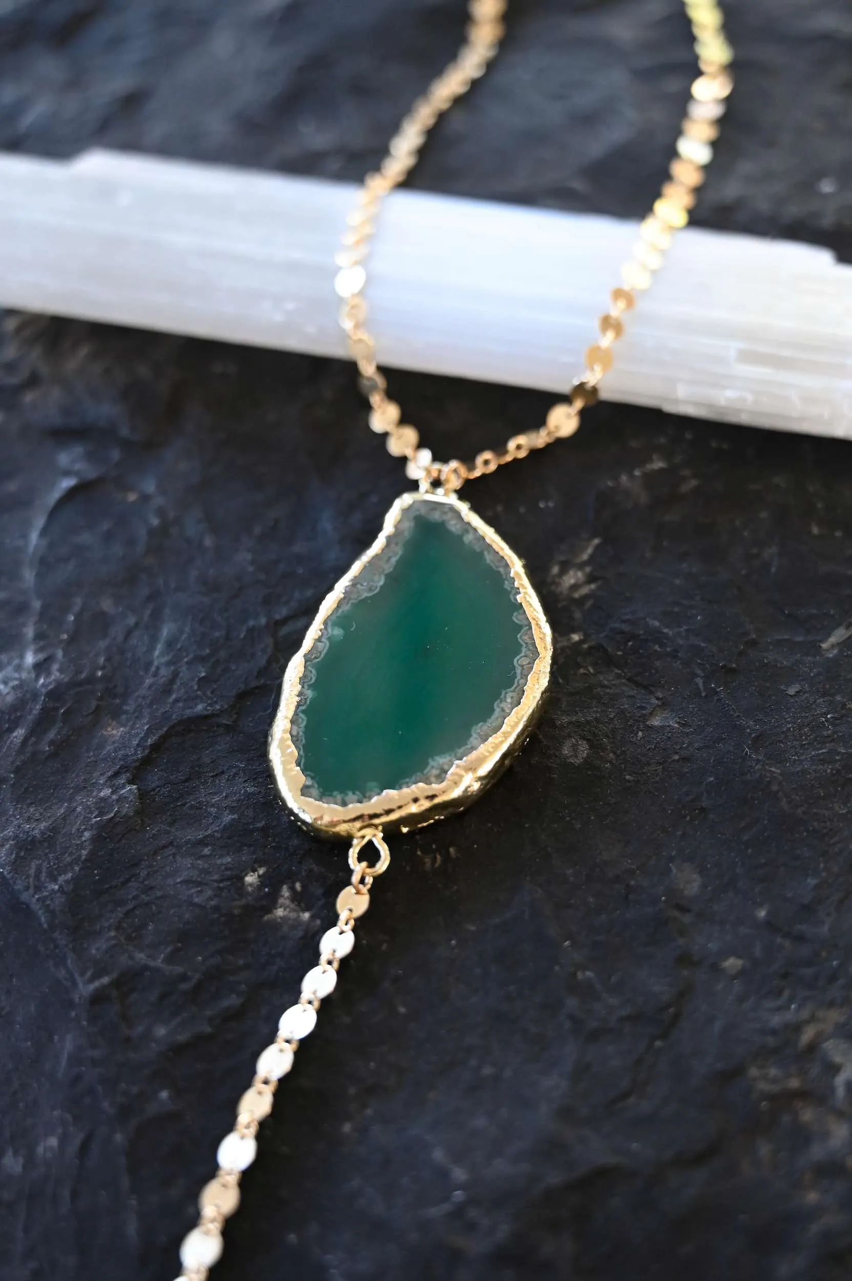 Abundance Green Agate Gold Lariat Necklace