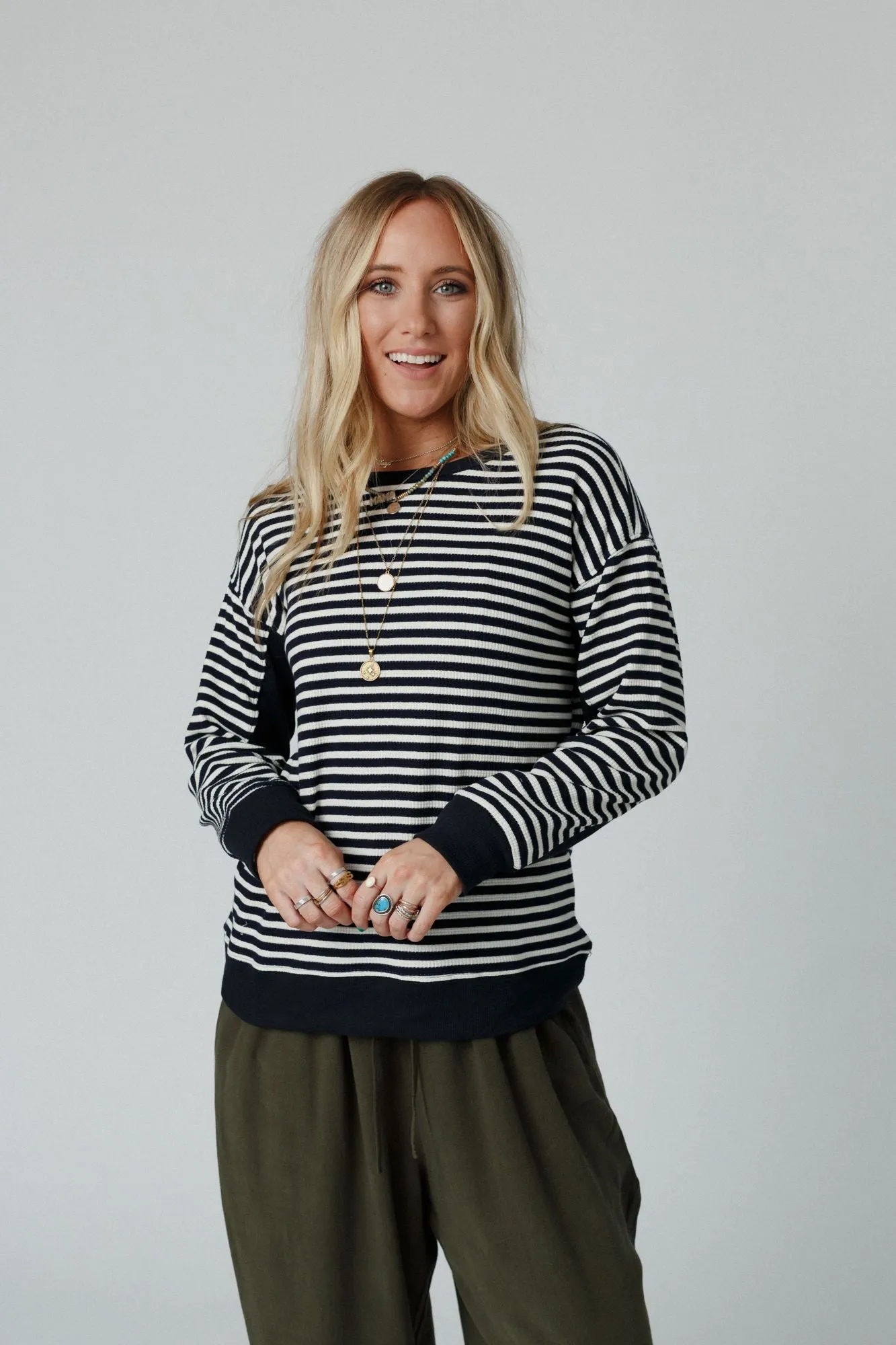 Airy Escape Stripe Top - Navy