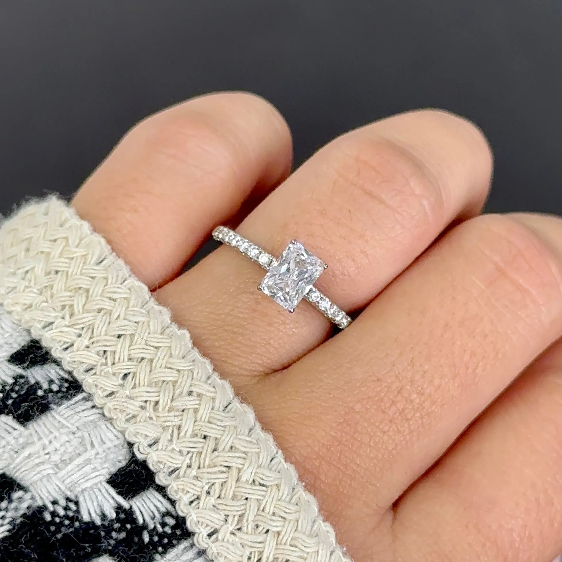 SELENA MOISSANITE RING