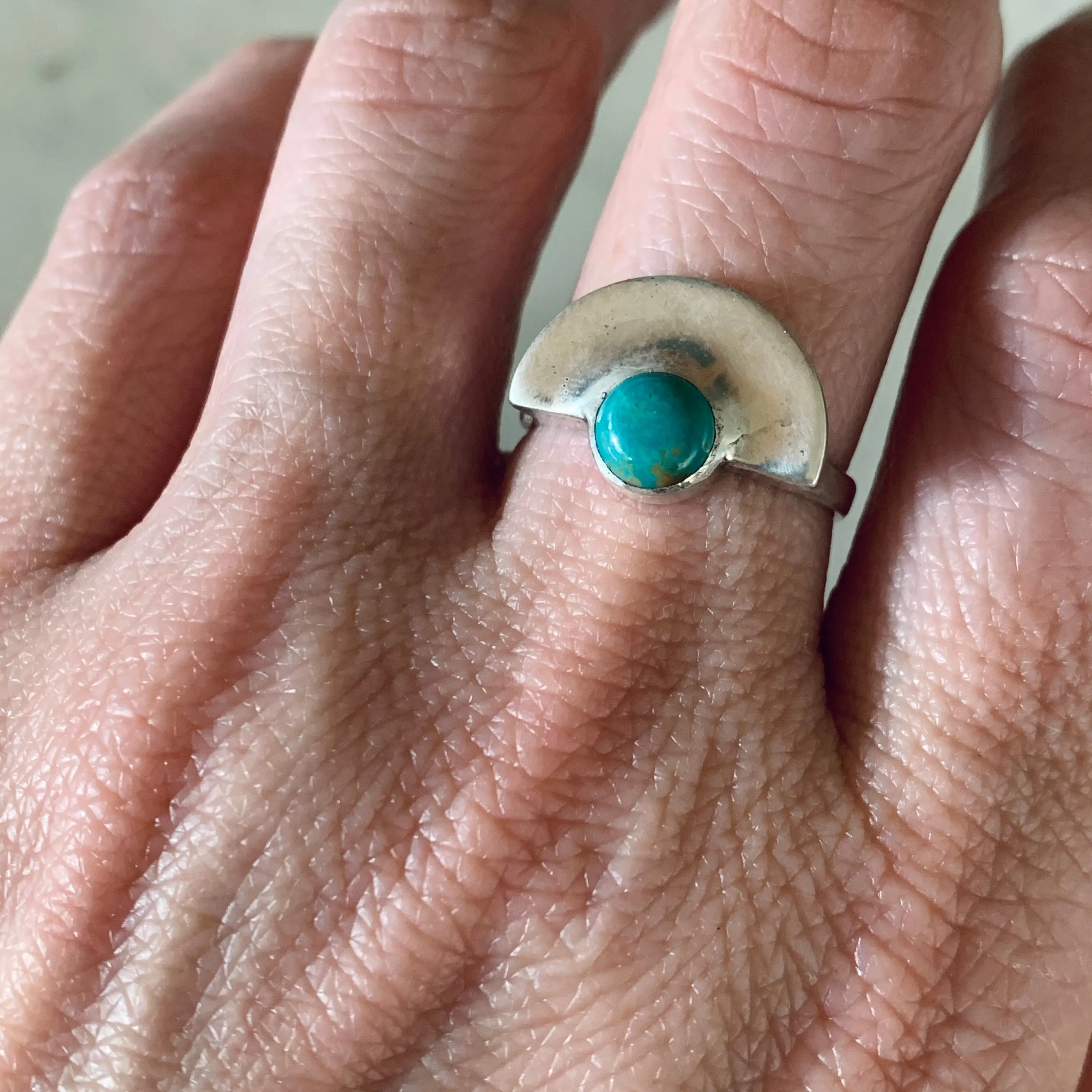 SEMICIRCLE TURQUOISE RING